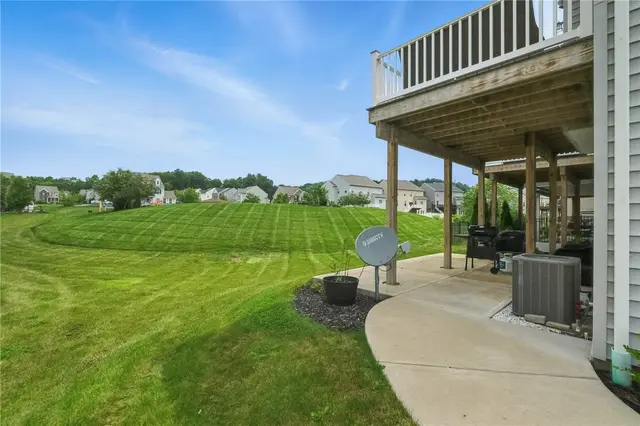 228 Eagle Drive gallery image 33