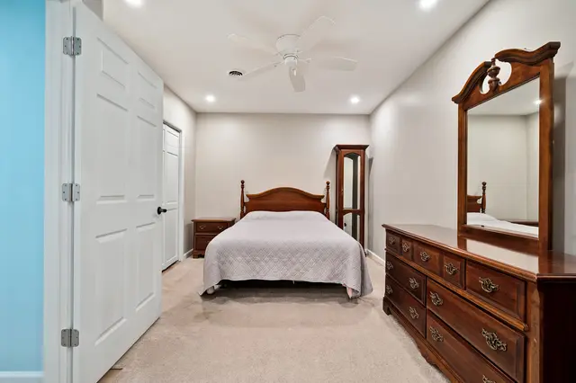 228 Gate Dancer Drive gallery image 15