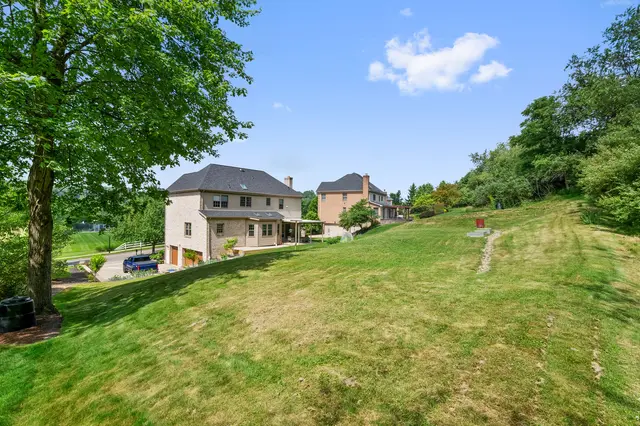 228 Gate Dancer Drive gallery image 20