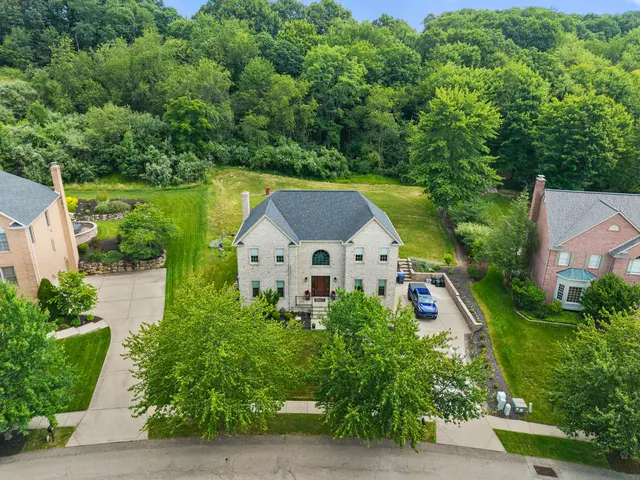 228 Gate Dancer Drive gallery image 35