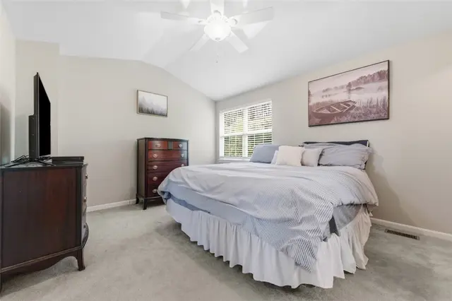 229 Hillvue Dr gallery image 11