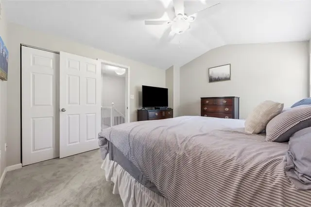 229 Hillvue Dr gallery image 12