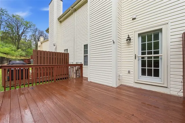 229 Hillvue Dr gallery image 14