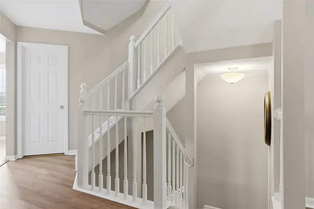 229 Hillvue Dr gallery image 33