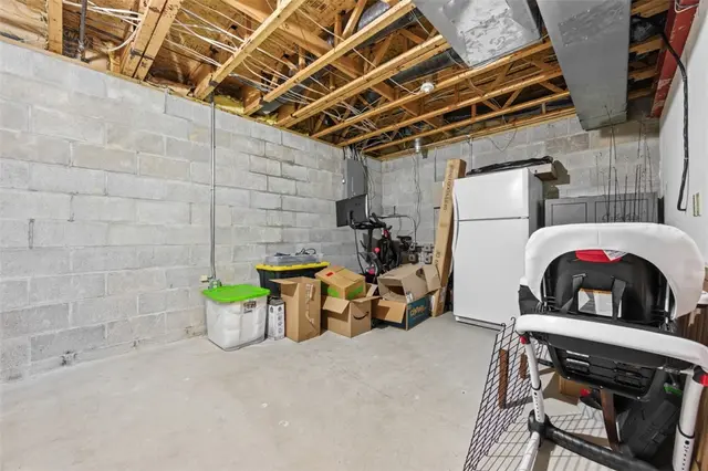 229 Hillvue Dr gallery image 40
