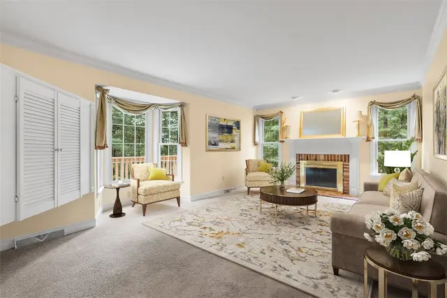 2294 Saddle Dr gallery image 13