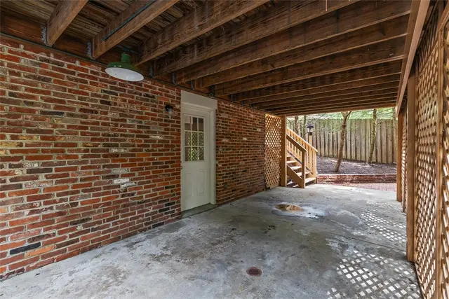 2294 Saddle Dr gallery image 18