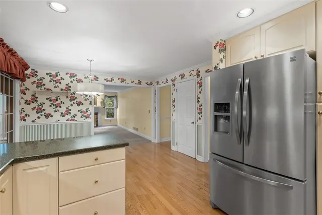 2294 Saddle Dr gallery image 23