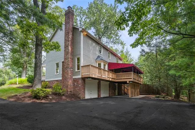 2294 Saddle Dr gallery image 43