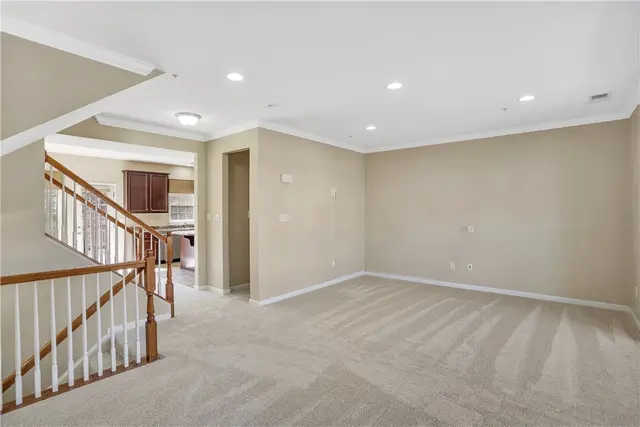 230 Broadstone Dr gallery image 11