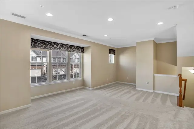 230 Broadstone Dr gallery image 13