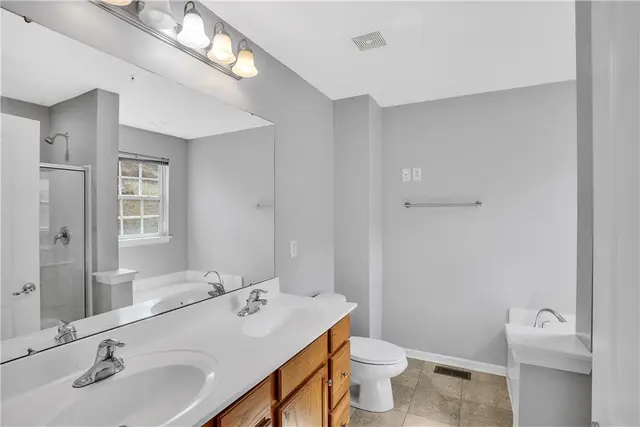 230 Broadstone Dr gallery image 26