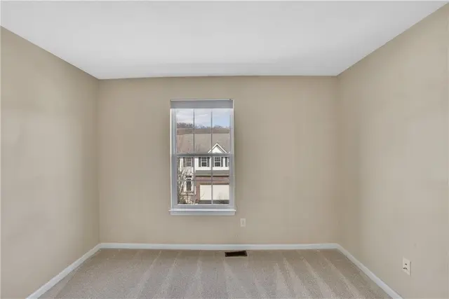 230 Broadstone Dr gallery image 30