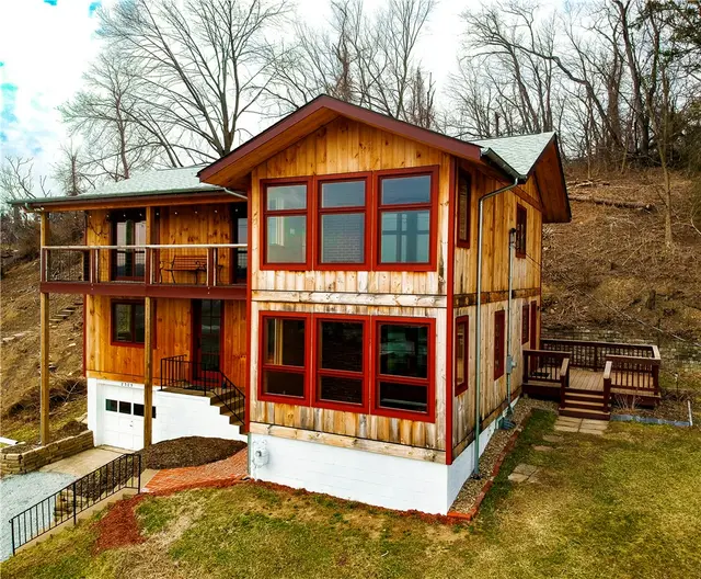 2305 Pittview Ave gallery image 2