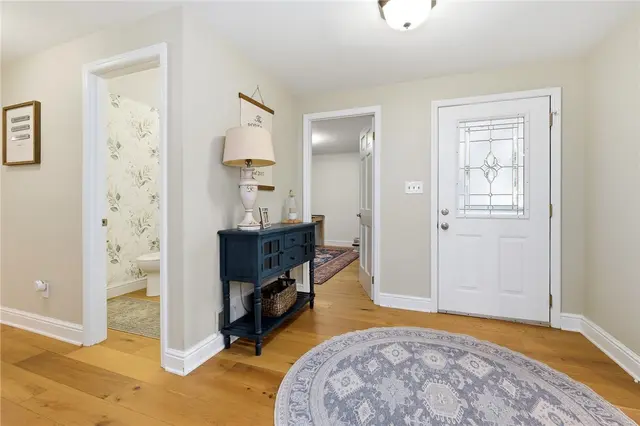 2310 Colony Ct gallery image 9