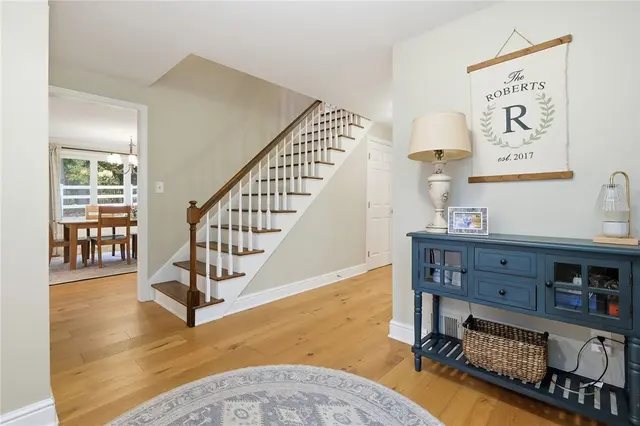2310 Colony Ct gallery image 34