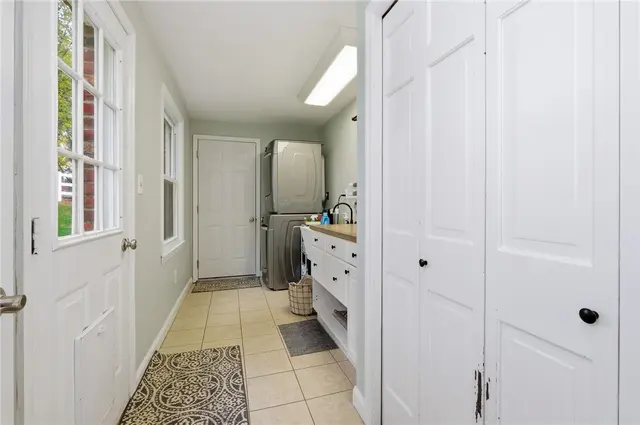 2310 Colony Ct gallery image 38