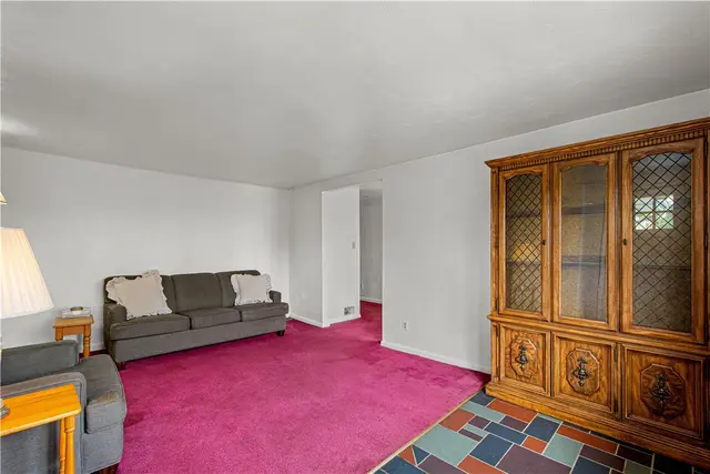 2312 Lake Avenue gallery image 5