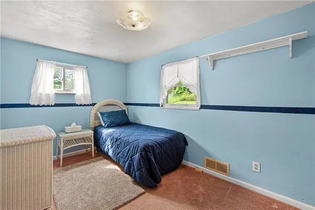 2312 Lake Avenue gallery image 14