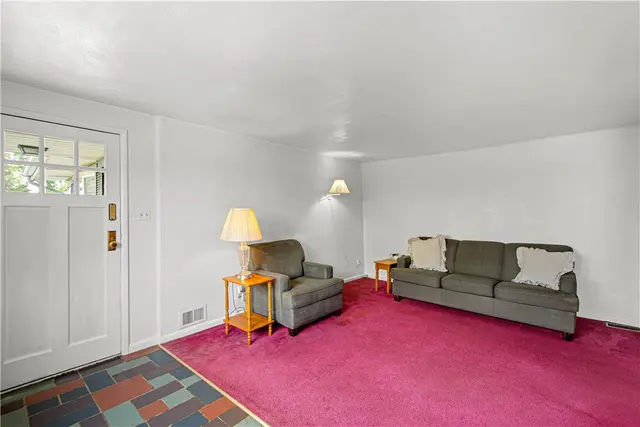 2312 Lake Avenue gallery image 17