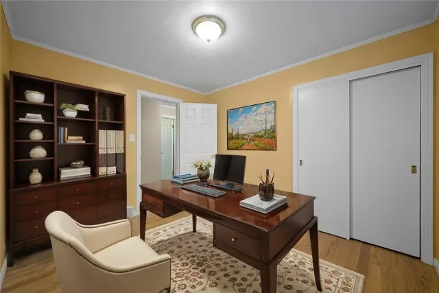 2314 Clearvue Rd gallery image 5