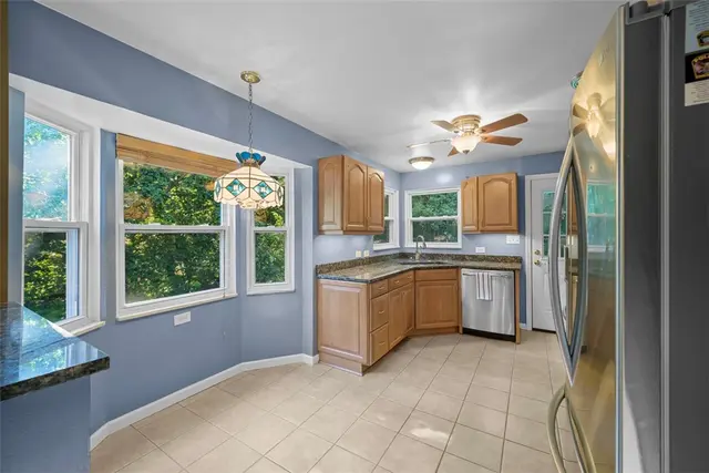 2314 Clearvue Rd gallery image 6