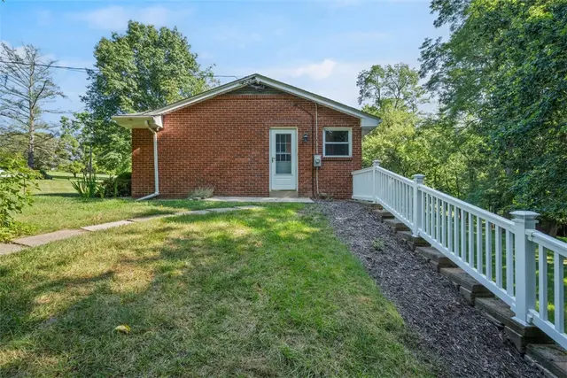 2314 Clearvue Rd gallery image 14