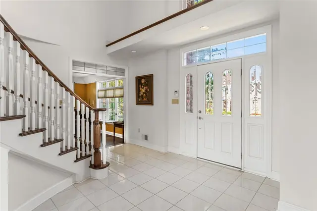232 Alaqua Drive gallery image 10
