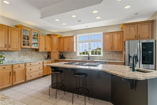 232 Alaqua Drive gallery image 11