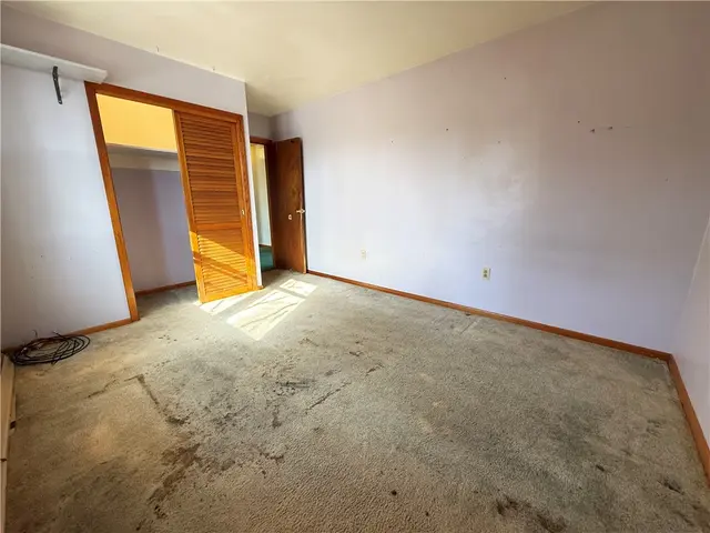 233 Horseshoe Dr gallery image 14