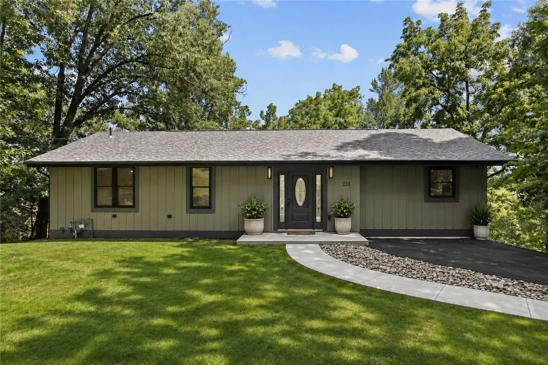 233 Horseshoe Drive