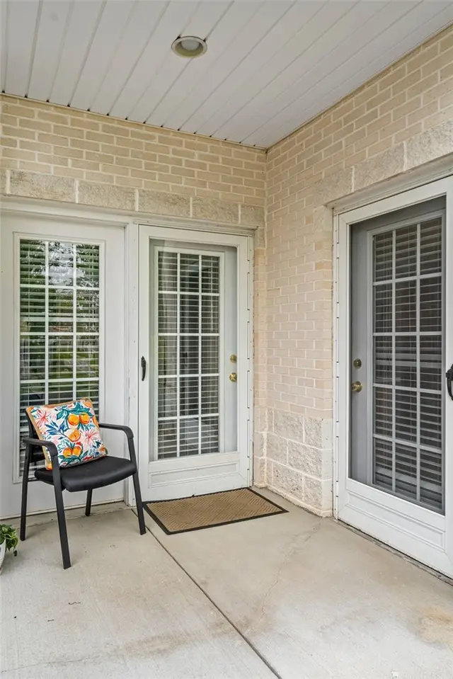 234 Adams Pointe Blvd. 10 gallery image 8