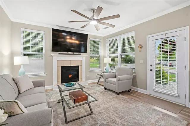234 Adams Pointe Blvd. 10 gallery image 11