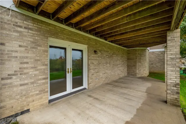 234 Cypress Knoll Drive gallery image 17