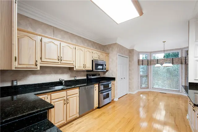 234 Cypress Knoll Drive gallery image 24