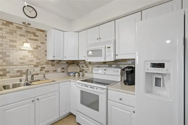 234 Huckleberry Court gallery image 24