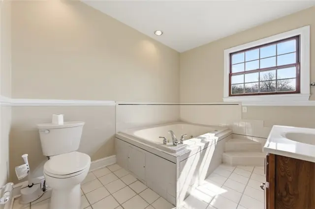 2346 Nicholson Rd gallery image 7