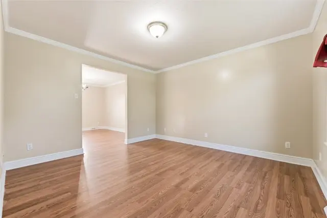 2346 Nicholson Rd gallery image 17