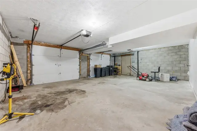 2346 Nicholson Rd gallery image 44