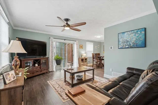 2356 Big Rock Rd gallery image 9