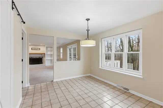 2356 Westgate Dr gallery image 11