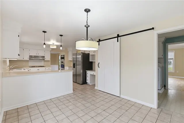 2356 Westgate Dr gallery image 12