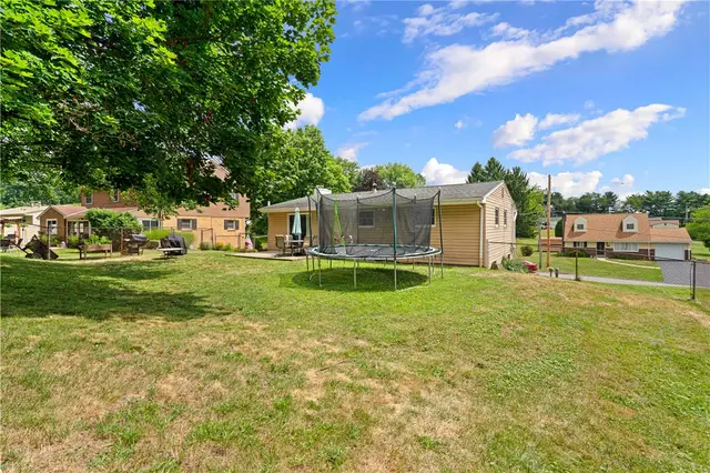 236 Greenwood Drive gallery image 20