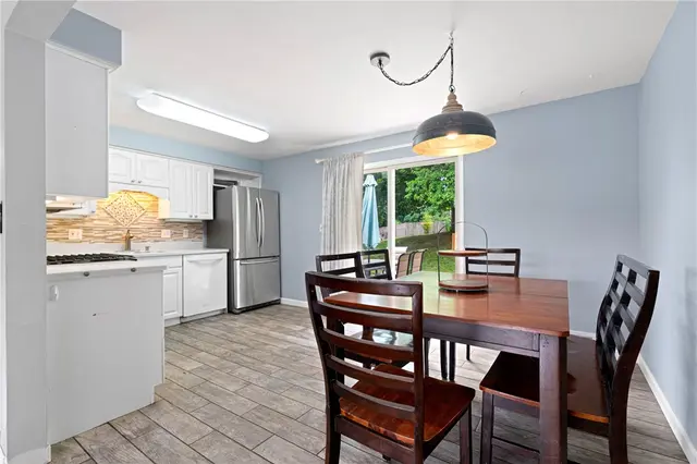 236 Greenwood Drive gallery image 30