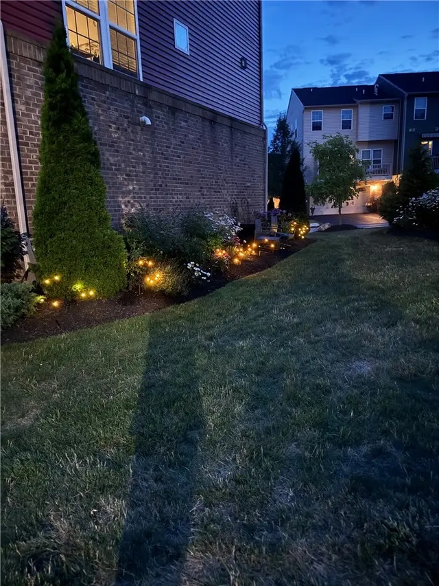 236 Thornapple Ln gallery image 31