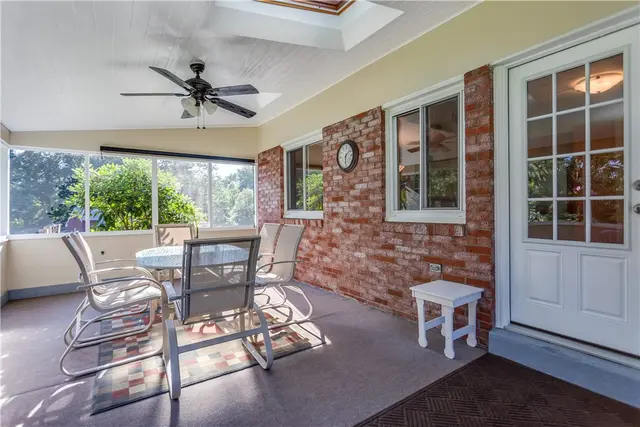 2360 Saddle Dr gallery image 19