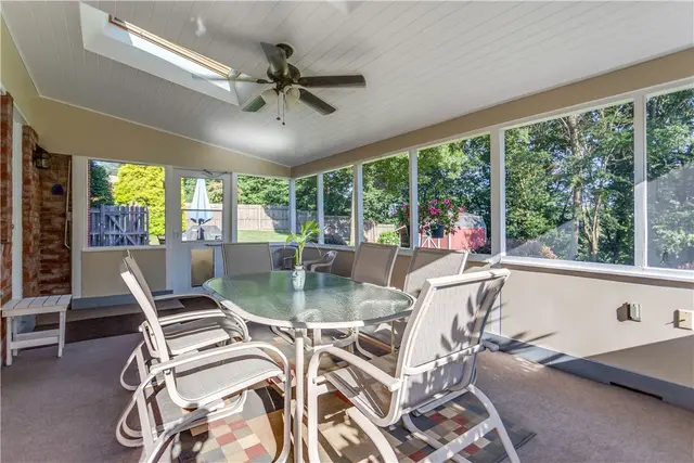 2360 Saddle Dr gallery image 20