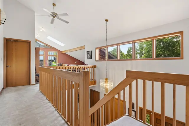 2360 West Gate DRIVE gallery image 6