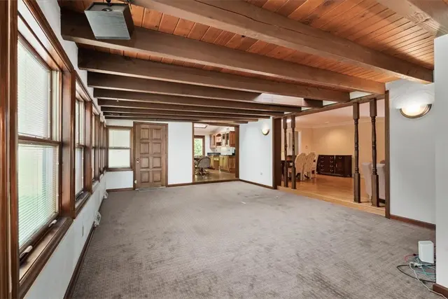 2363 James Dr gallery image 20