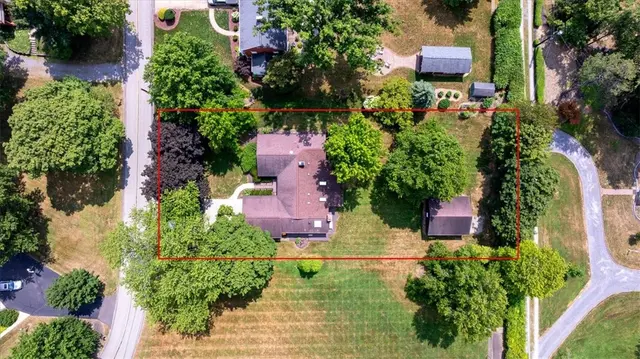 2363 James Dr gallery image 41